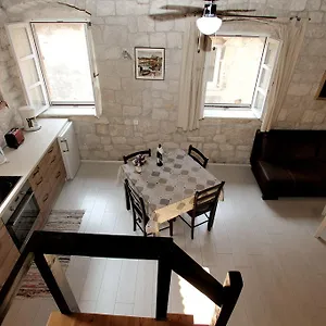 Apartment Tragurium, Trogir