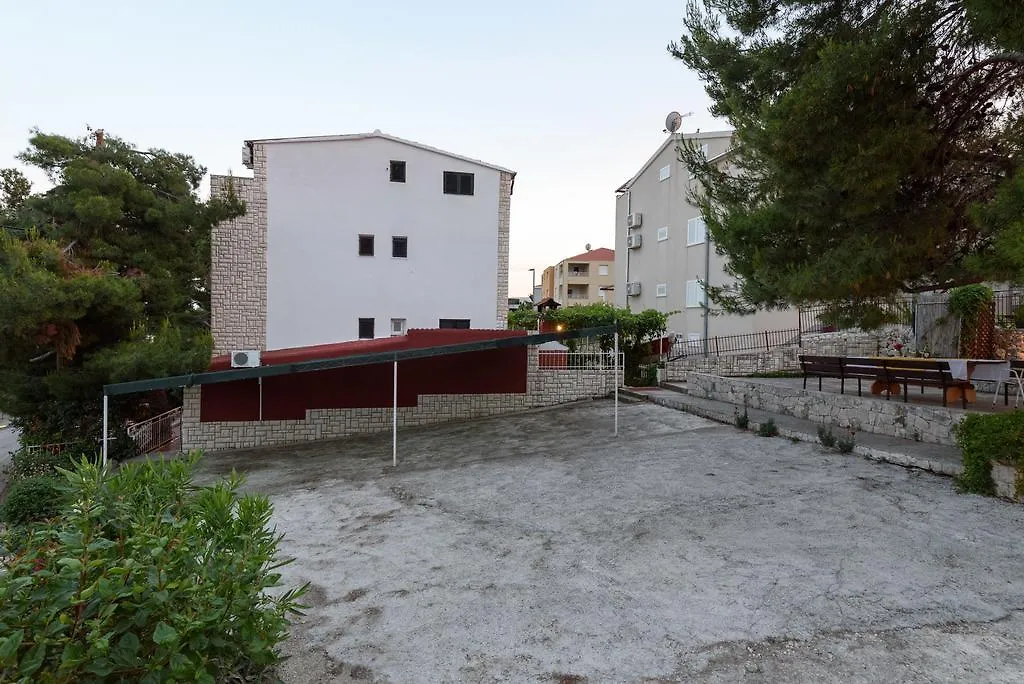 Apartments Lucija Trogir Croatia